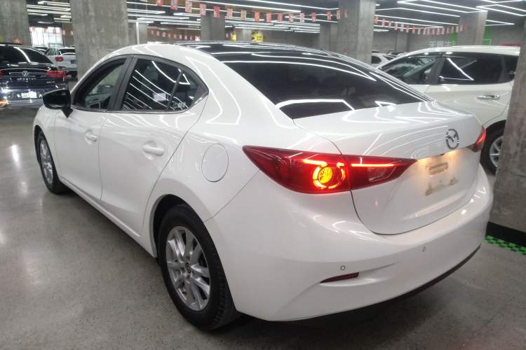 Used Mazda 3 Axela 2019 Cloud-Controlled Sedan 1.5L Automatic Luxury Model China VI Standard Rear Left 45 Deg