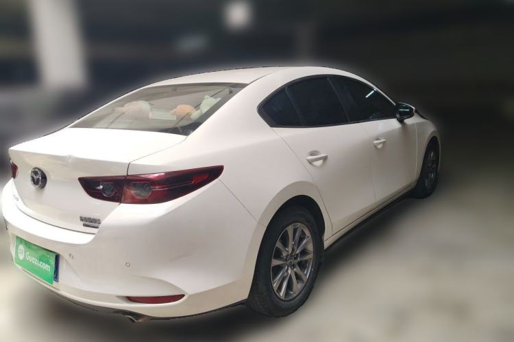 Used Mazda 3 Axela 2019 Cloud-Controlled Version Sedan 1.5L Automatic Luxury Trim China VI Standard Rear Right 45 Deg