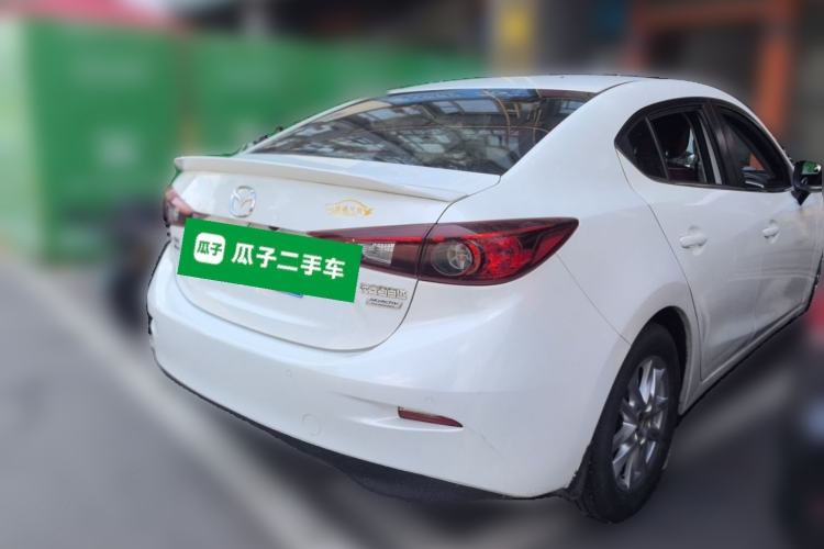 Used Mazda 3 Axela 2019 Cloud-Controlled Version Sedan 1.5L Automatic Comfort Trim China V Standard Rear Right 45 Deg