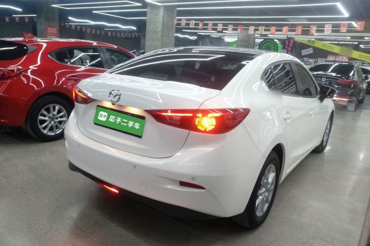 Used Mazda 3 Axela 2019 Cloud-Controlled Sedan 1.5L Automatic Luxury Model China VI Standard Rear Right 45 Deg