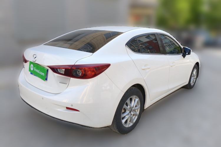 Used Mazda 3 Axela 2019 Cloud-Controlled Version Sedan 1.5L Automatic Comfort Trim China VI Standard Rear Right 45 Deg