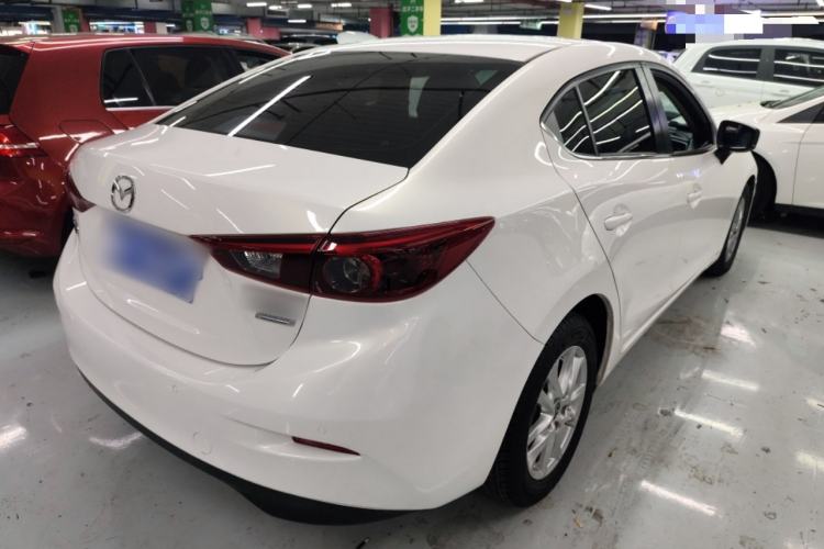 Used Mazda 3 Axela 2019 Cloud-Controlled Sedan 1.5L Automatic Luxury Model China VI Standard Rear Right 45 Deg