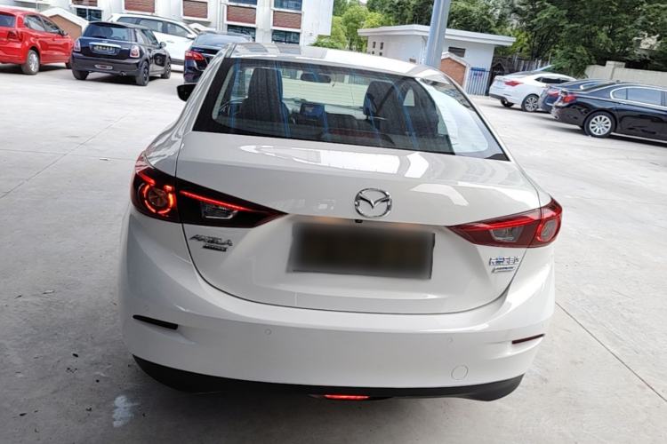 Used Mazda 3 Axela 2019 Cloud-Controlled Sedan 1.5L Automatic Luxury Model China VI Standard Rear