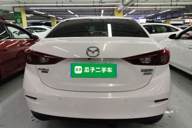 Used Mazda 3 Axela 2019 Cloud-Controlled Sedan 1.5L Automatic Luxury Model China VI Standard Rear