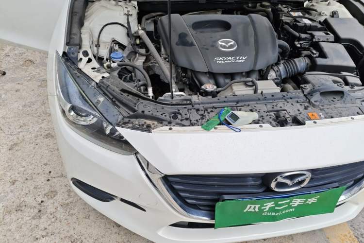 Used Mazda 3 Axela 2019 Cloud-Controlled Version Sedan 1.5L Automatic Comfort Trim China VI Standard Right Front Headlight