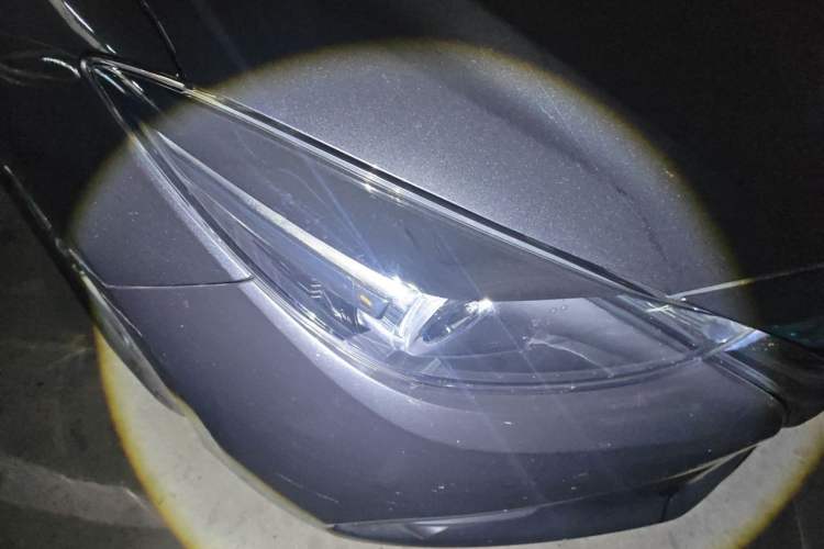 Used Mazda 3 Axela 2019 Cloud-Controlled Sedan 1.5L Automatic Luxury Model China VI Standard Right Front Headlight