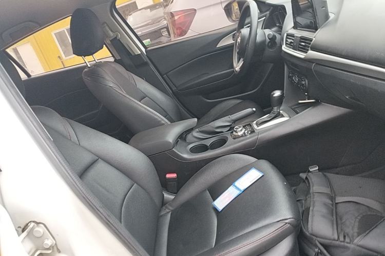 Used Mazda 3 Axela 2019 Cloud-Controlled Version Sedan 1.5L Automatic Comfort Trim China VI Standard Right Front Seat