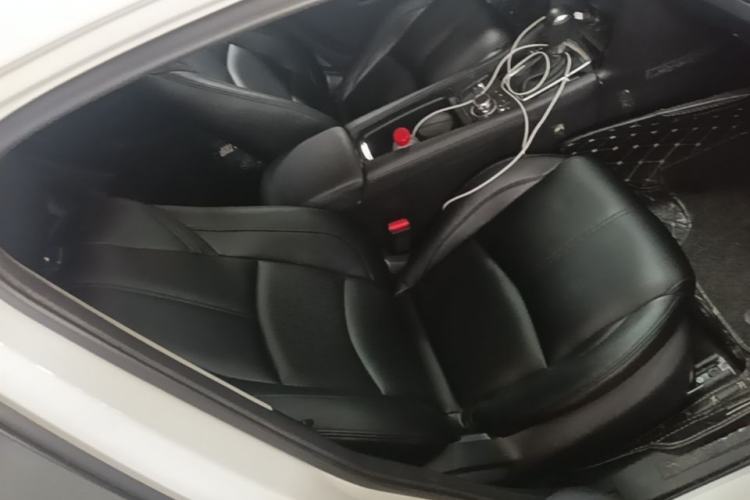 Used Mazda 3 Axela 2019 Cloud-Controlled Sedan 1.5L Automatic Luxury Model China VI Standard Right Front Seat