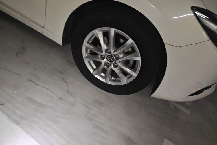 Used Mazda 3 Axela 2019 Cloud-Controlled Version Sedan 1.5L Automatic Comfort Trim China VI Standard Right Front Wheel Hub