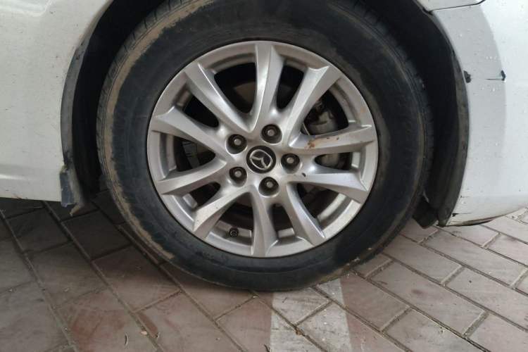 Used Mazda 3 Axela 2019 Cloud-Controlled Sedan 1.5L Automatic Luxury Model China VI Standard Right Front Wheel Hub