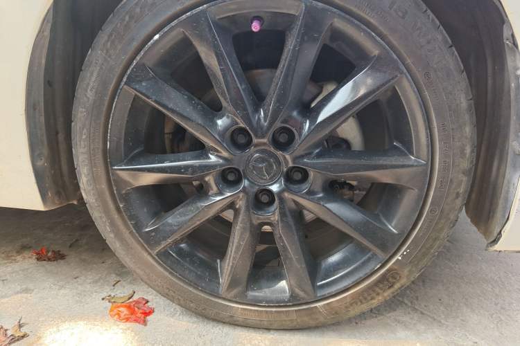 Used Mazda 3 Axela 2019 Cloud-Controlled Version Hatchback 2.0L Automatic Luxury Model China VI Standard Right Front Wheel Hub