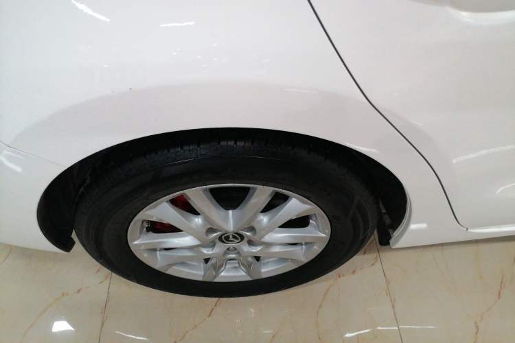 Used Mazda 3 Axela 2019 Cloud-Controlled Version Sedan 1.5L Automatic Luxury Trim China V Standard Right Rear Wheel Hub