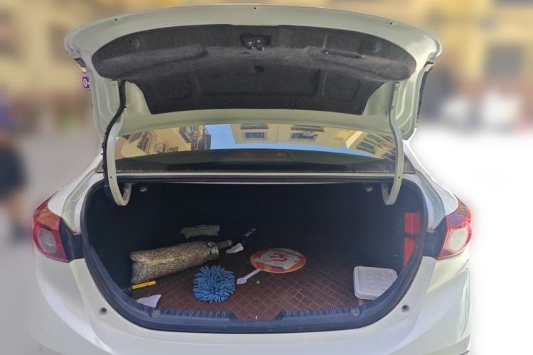Used Mazda 3 Axela 2019 Cloud-Controlled Version Sedan 1.5L Automatic Comfort Trim China VI Standard Trunk