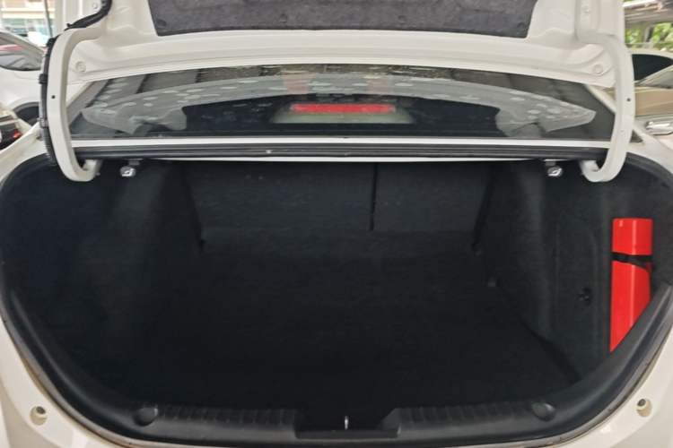 Used Mazda 3 Axela 2019 Cloud-Controlled Version Sedan 1.5L Automatic Comfort Trim China VI Standard Trunk