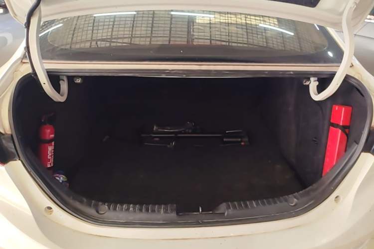 Used Mazda 3 Axela 2019 Cloud-Controlled Sedan 1.5L Automatic Luxury Model China VI Standard Trunk