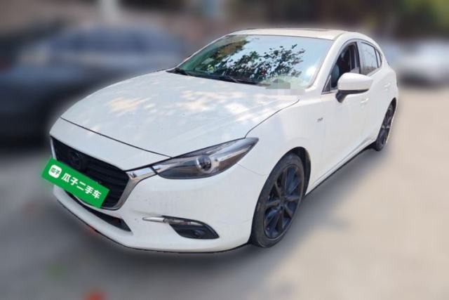 Used Mazda 3 Axela 2019 Cloud-Controlled Version Hatchback 2.0L Automatic Luxury Model China VI Standard