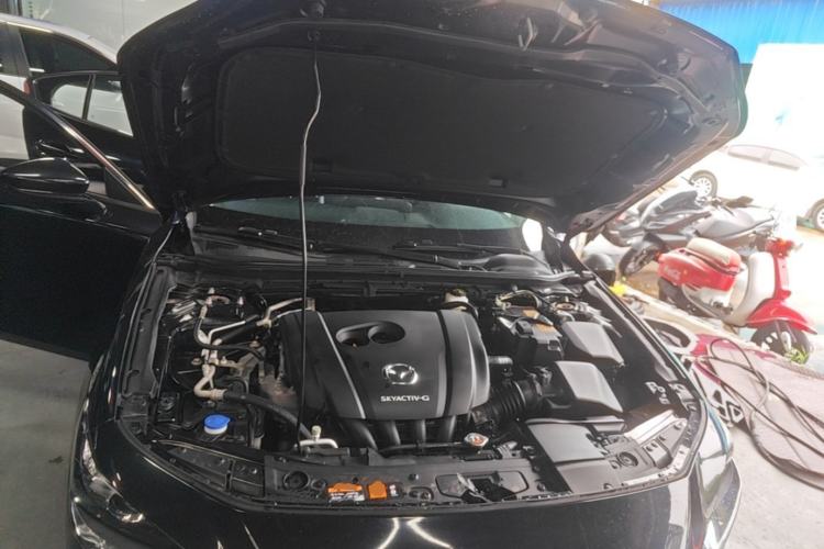 Used Mazda 3 Axela 2020 2.0L Automatic ZhiXuan Edition Engine Bay