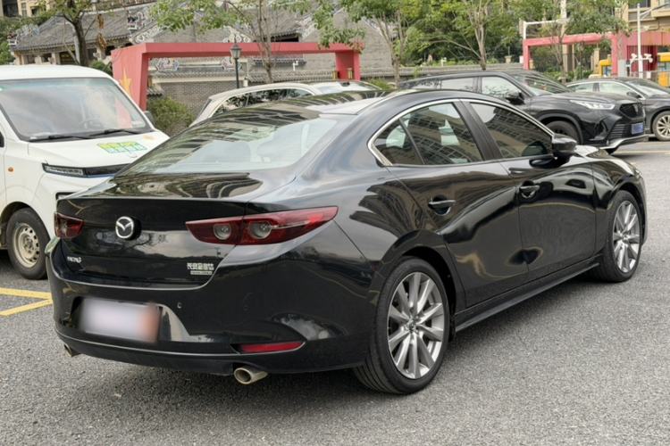 Used Mazda 3 Axela 2020 2.0L Automatic ZhiXuan Edition Exterior 4
