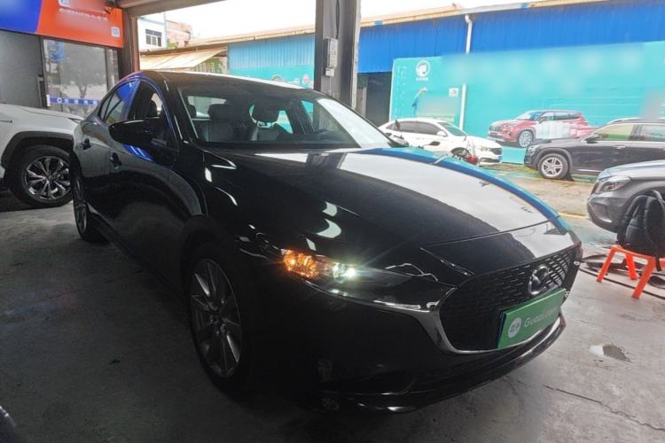 Used Mazda 3 Axela 2020 2.0L Automatic ZhiXuan Edition Front Right 45 Deg