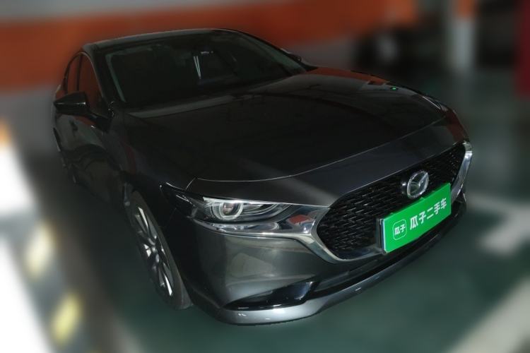Used Mazda 3 Axela 2020 2.0L Automatic Luxury Version Front Right 45 Deg