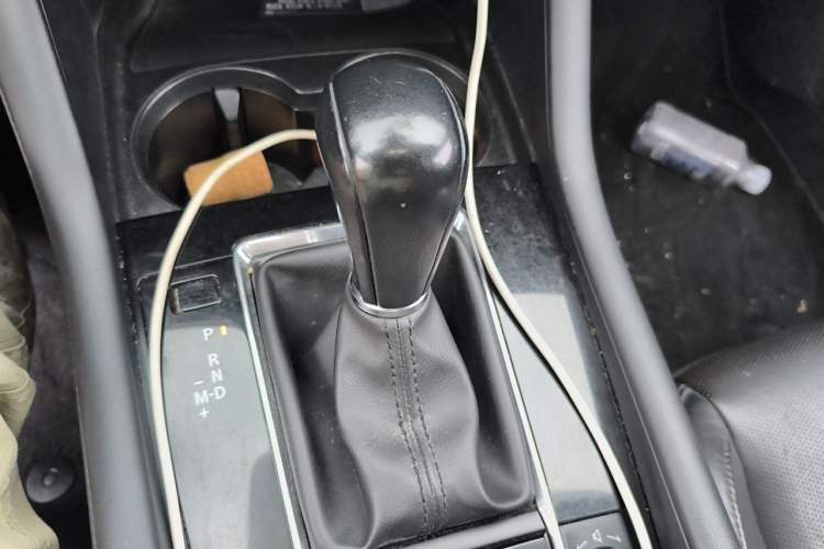 Used Mazda 3 Axela 2020 2.0L Automatic Zhiya Edition Gear Lever