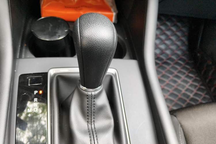 Used Mazda 3 Axela 2020 1.5L Automatic Zhiyue Sunroof Version Gear Lever