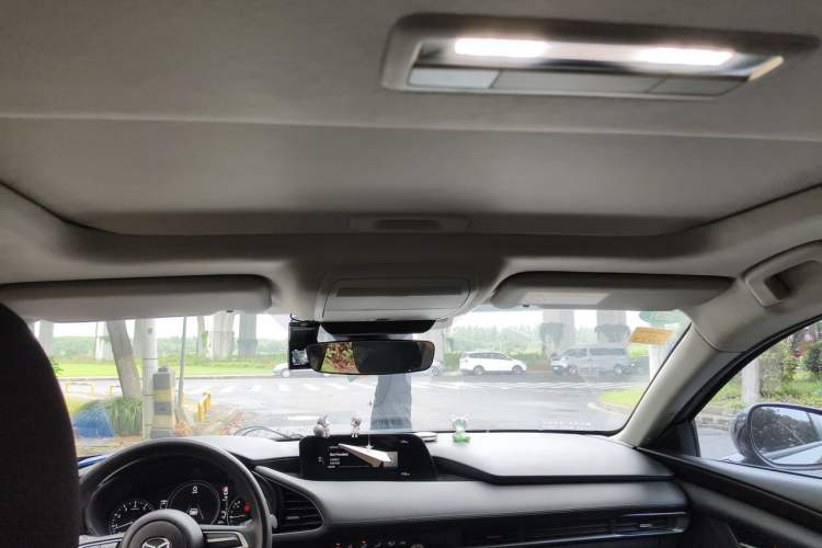 Used Mazda 3 Axela 2020 1.5L Automatic Zhiyue Sunroof Version Headliner