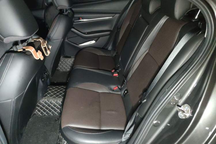 Used Mazda 3 Axela 2020 2.0L Automatic Luxury Version Left Rear Seat