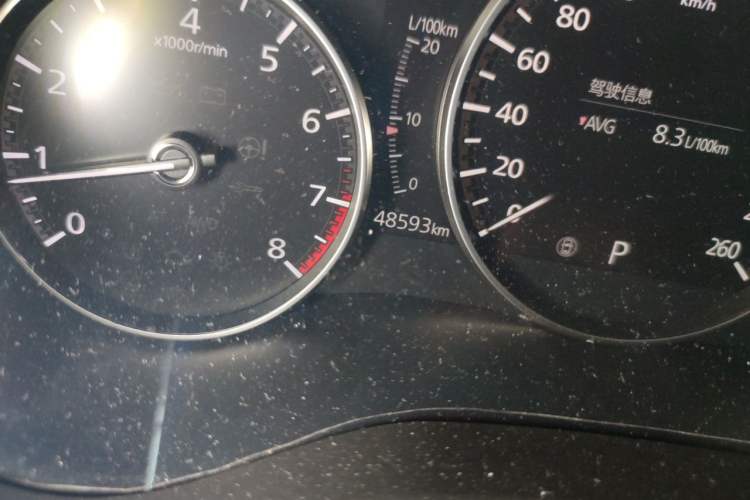 Used Mazda 3 Axela 2020 2.0L Automatic Luxury Version Odometer Close Up