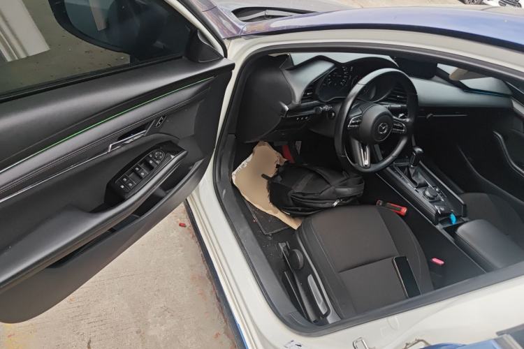Used Mazda 3 Axela 2020 2.0L Automatic ZhiXuan Edition Driver Seat