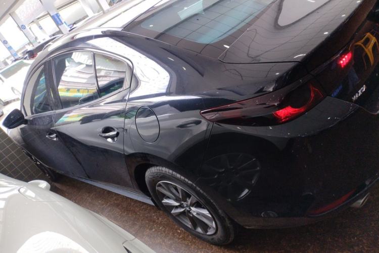 Used Mazda 3 Axela 2020 1.5L Automatic Zhiyue Sunroof Version Exterior 3