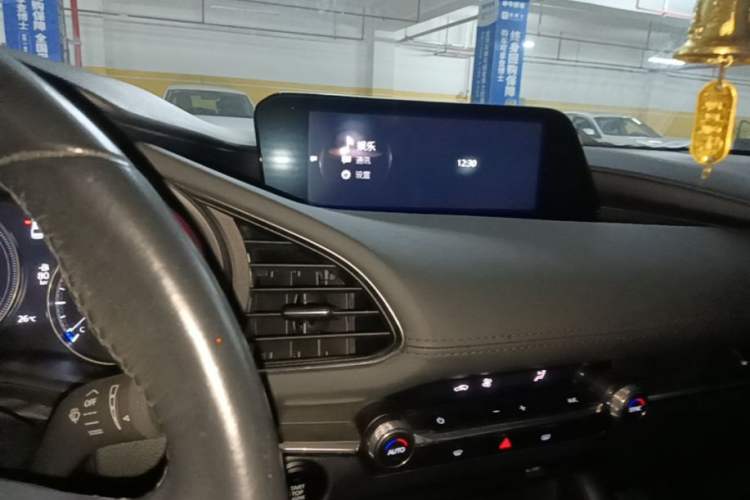 Used Mazda 3 Axela 2020 2.0L Automatic Zhiya Edition Audio And AC Panel