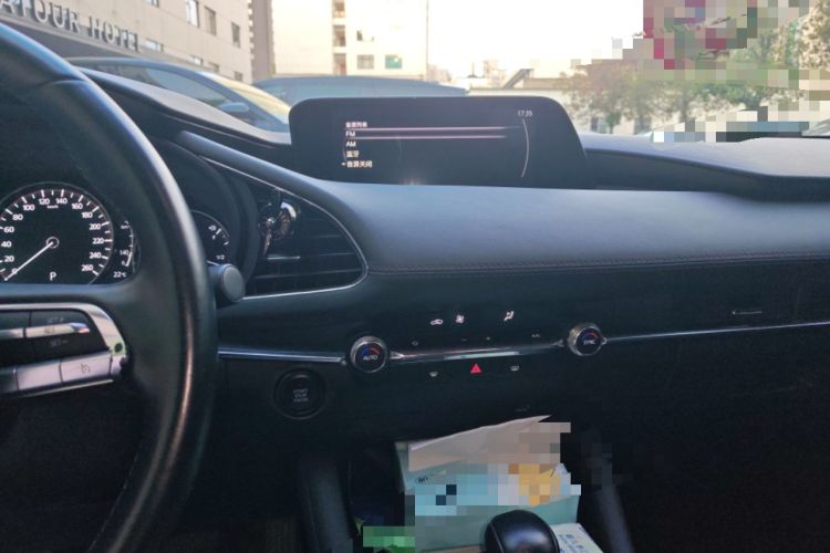 Used Mazda 3 Axela 2020 2.0L Automatic Zhiya Edition Audio And AC Panel