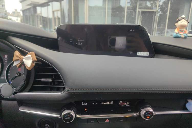 Used Mazda 3 Axela 2020 2.0L Automatic Zhiya Edition Audio And AC Panel