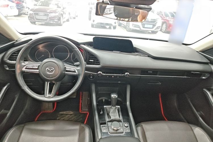 Used Mazda 3 Axela 2020 2.0L Automatic Zhiya Edition Center Console