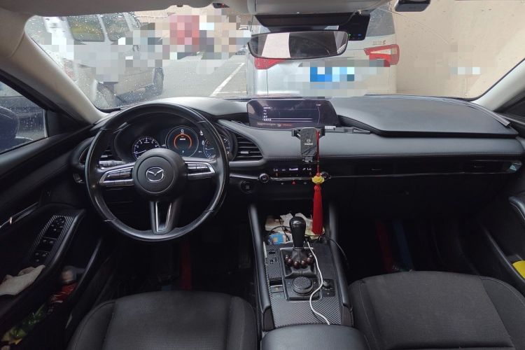 Used Mazda 3 Axela 2020 2.0L Automatic ZhiXuan Edition Center Console