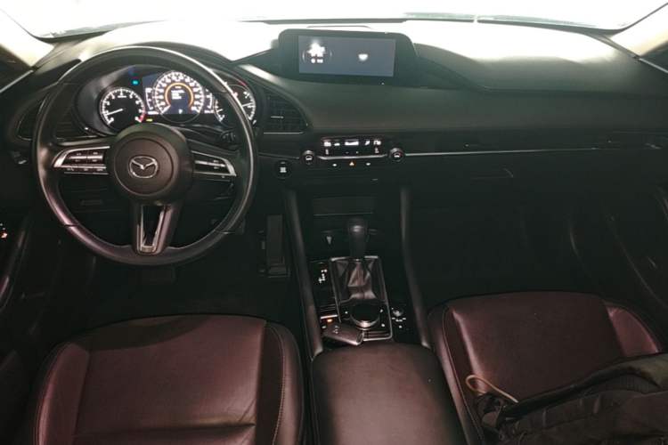 Used Mazda 3 Axela 2020 2.0L Automatic Zhiya Edition Center Console