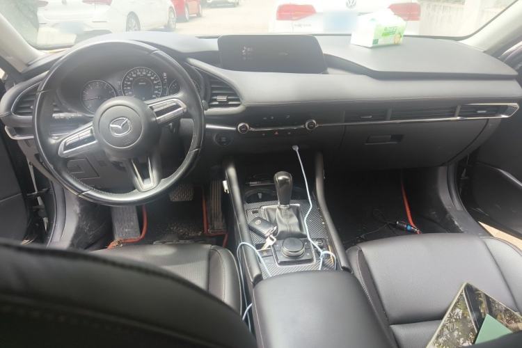 Used Mazda 3 Axela 2020 2.0L Automatic ZhiXuan Edition Center Console