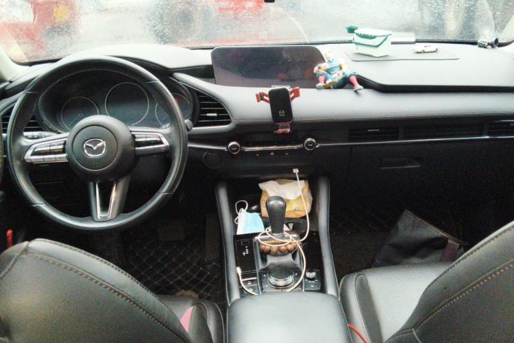 Used Mazda 3 Axela 2020 2.0L Automatic Zhiya Edition Center Console