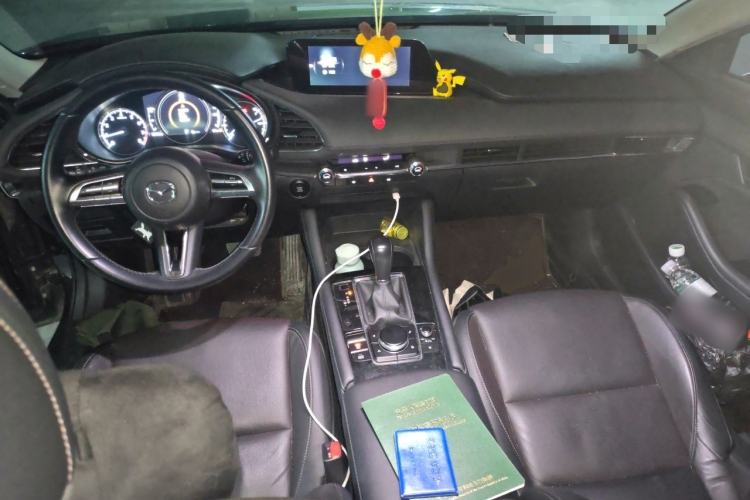 Used Mazda 3 Axela 2020 2.0L Automatic Zhiya Edition Center Console