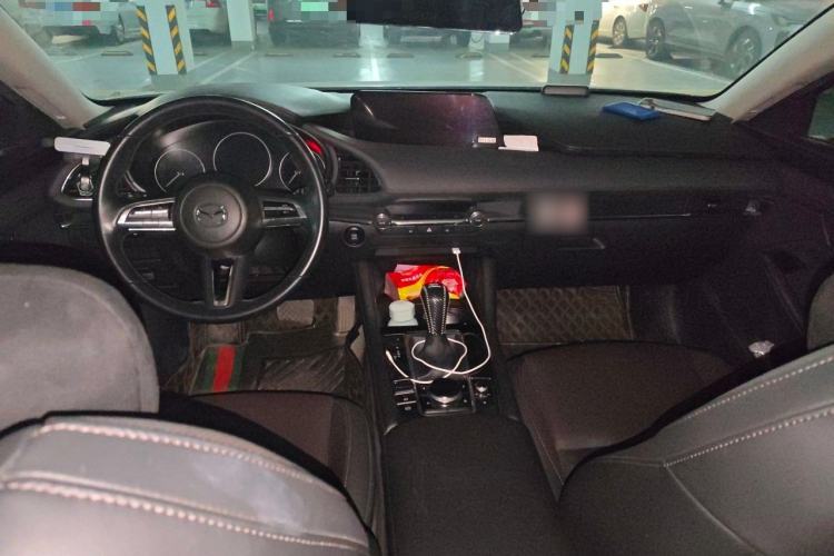 Used Mazda 3 Axela 2020 2.0L Automatic Zhiya Edition Center Console