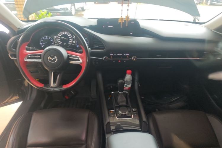 Used Mazda 3 Axela 2020 2.0L Automatic Zhiya Edition Center Console