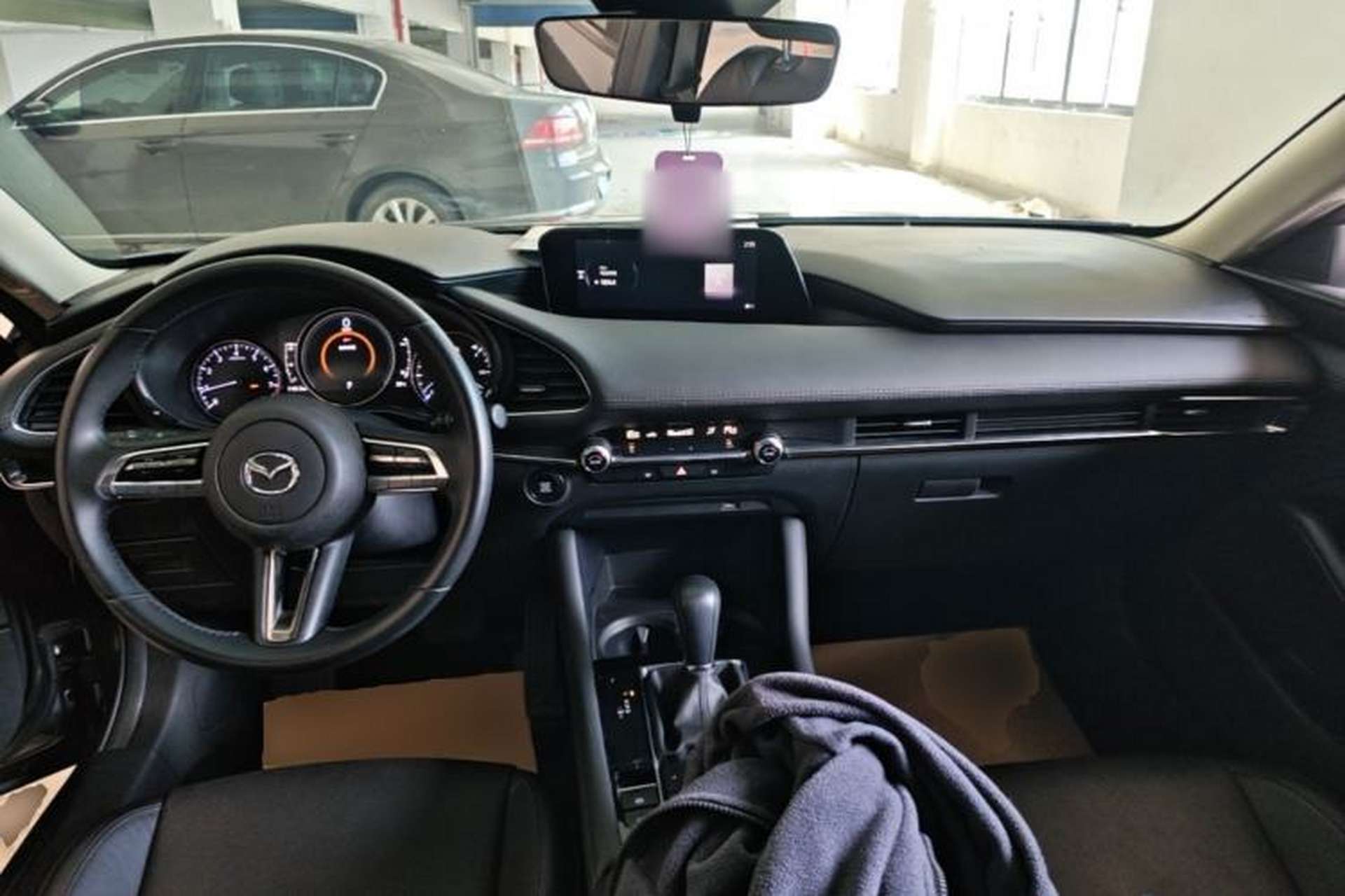 Used Mazda 3 Axela 2020 2.0L Automatic Zhiya Edition Center Console