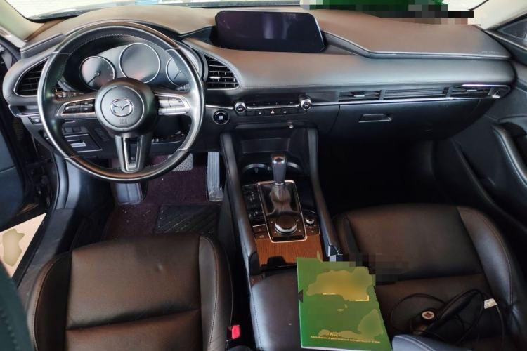 Used Mazda 3 Axela 2020 2.0L Automatic Zhiya Edition Center Console