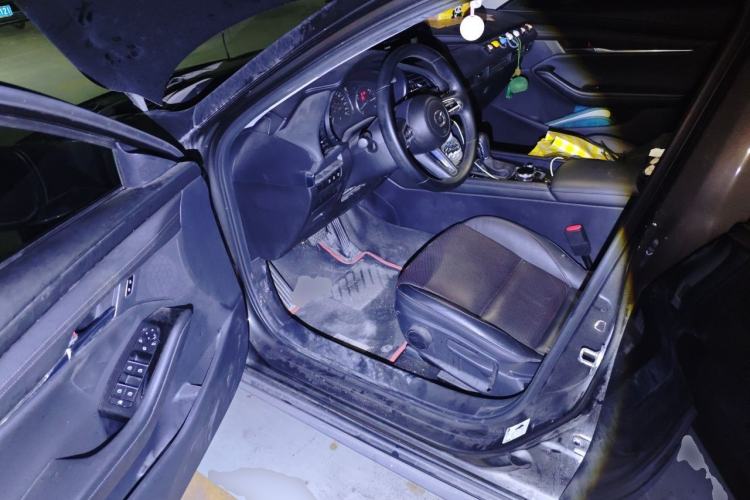 Used Mazda 3 Axela 2020 2.0L Automatic Zhiya Edition Driver Seat