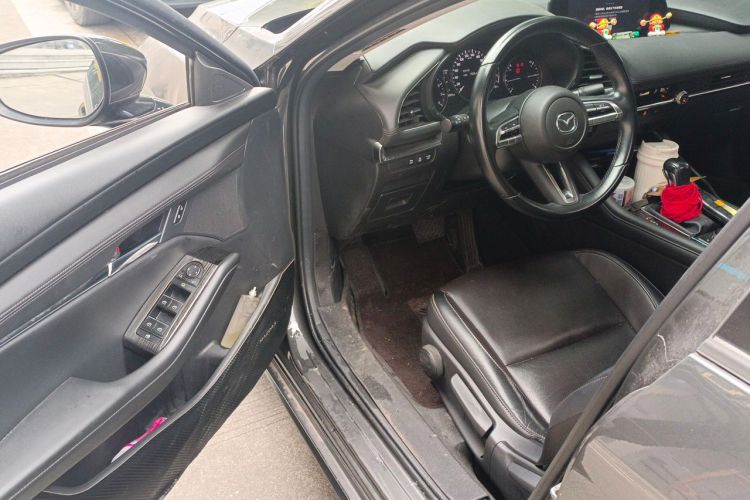Used Mazda 3 Axela 2020 2.0L Automatic Zhiya Edition Driver Seat