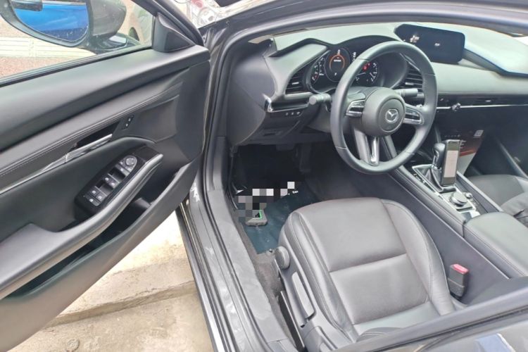 Used Mazda 3 Axela 2020 2.0L Automatic Zhiya Edition Driver Seat