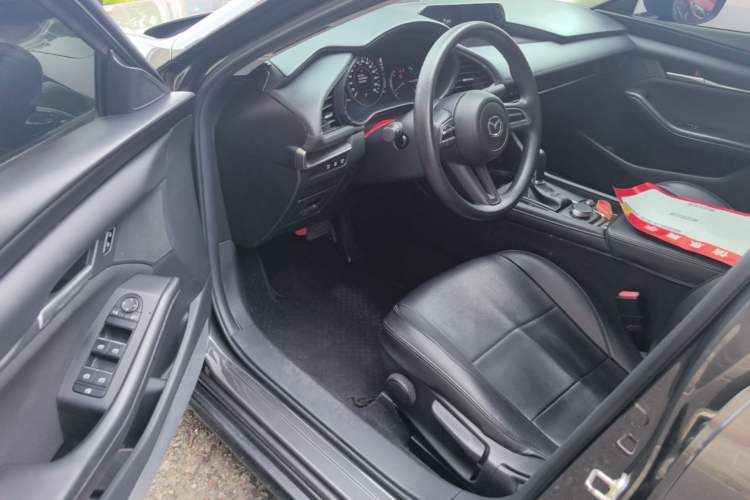 Used Mazda 3 Axela 2020 1.5L Automatic Zhiyue Sunroof Version Driver Seat