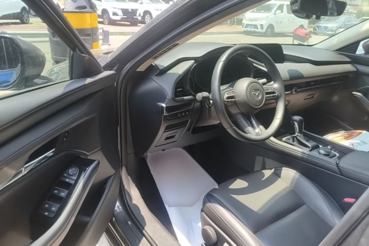 Used Mazda 3 Axela 2020 2.0L Automatic Zhiya Edition Driver Seat