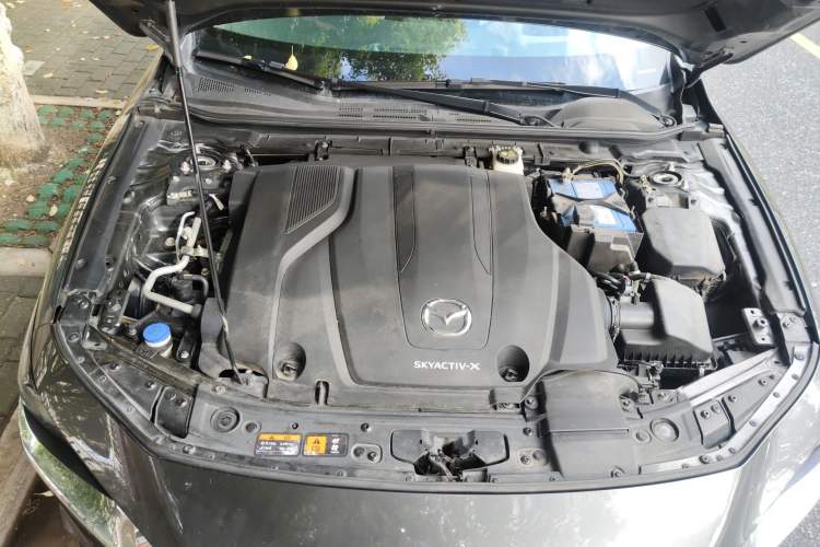 Used Mazda 3 Axela 2020 2.0L X Compression Ignition Prestige Version Engine Bay